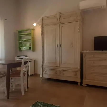 Lispusada Adults Only 4* Biancareddu