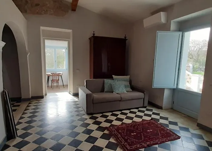 Lispusada Adults Only Bed & Breakfast